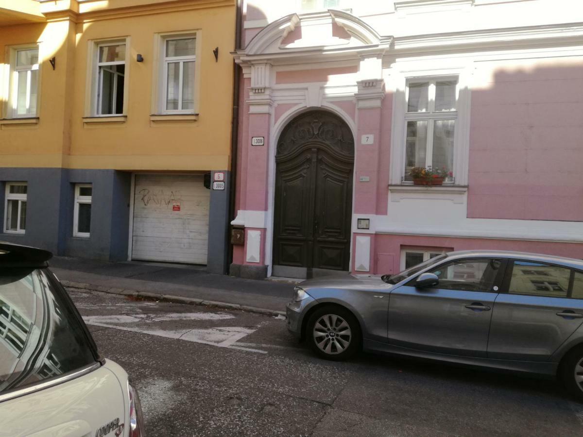 Studio12 Bratislava Exterior photo